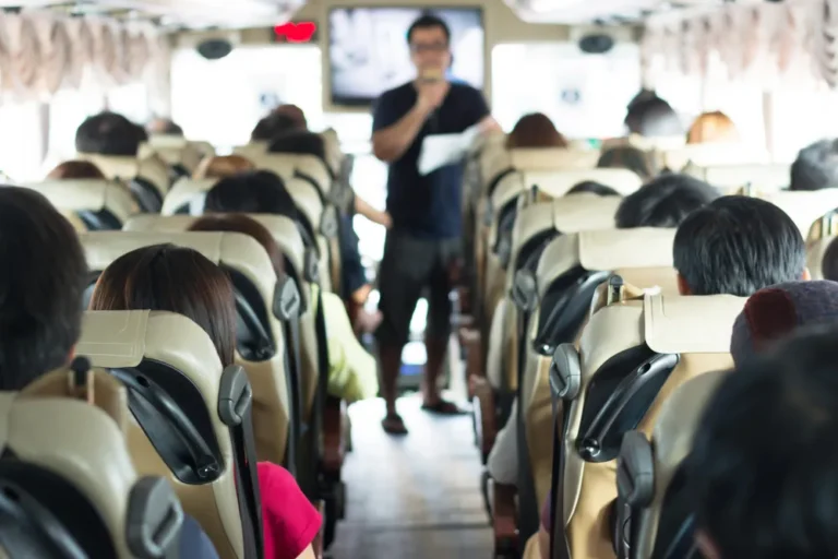 How to Manage Transport for History Tours: A Strategic Guide
